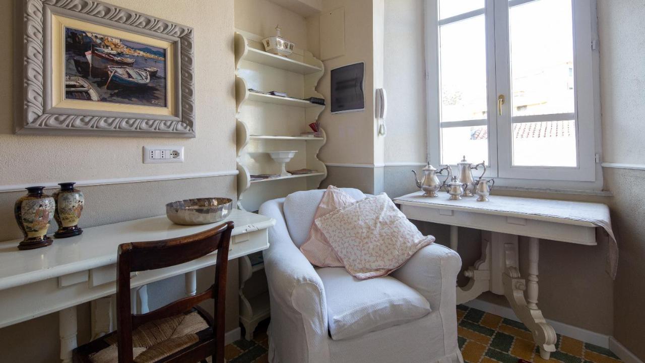 Casa Satta 1925 Hotel Olbia Luaran gambar