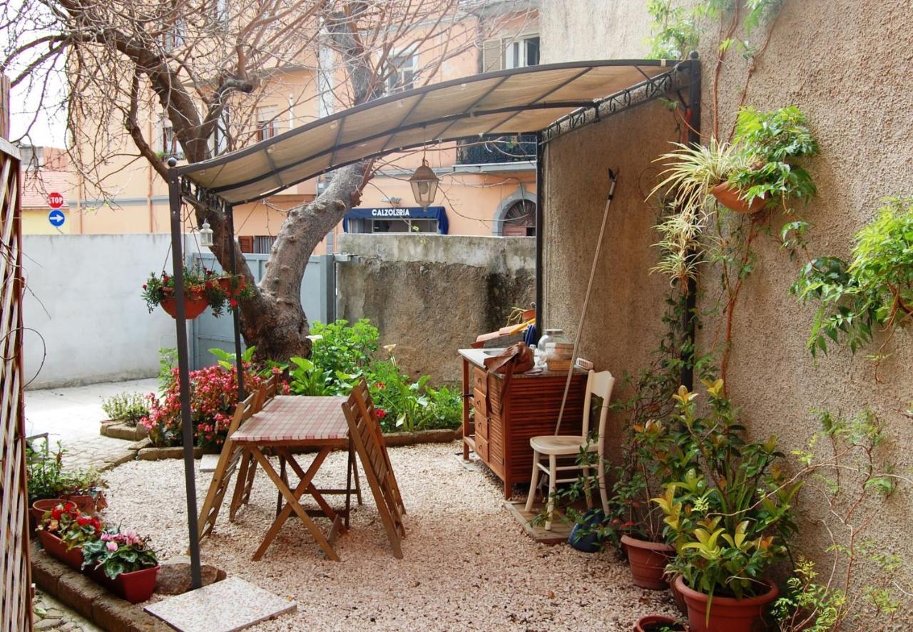 Casa Satta 1925 Hotel Olbia Luaran gambar