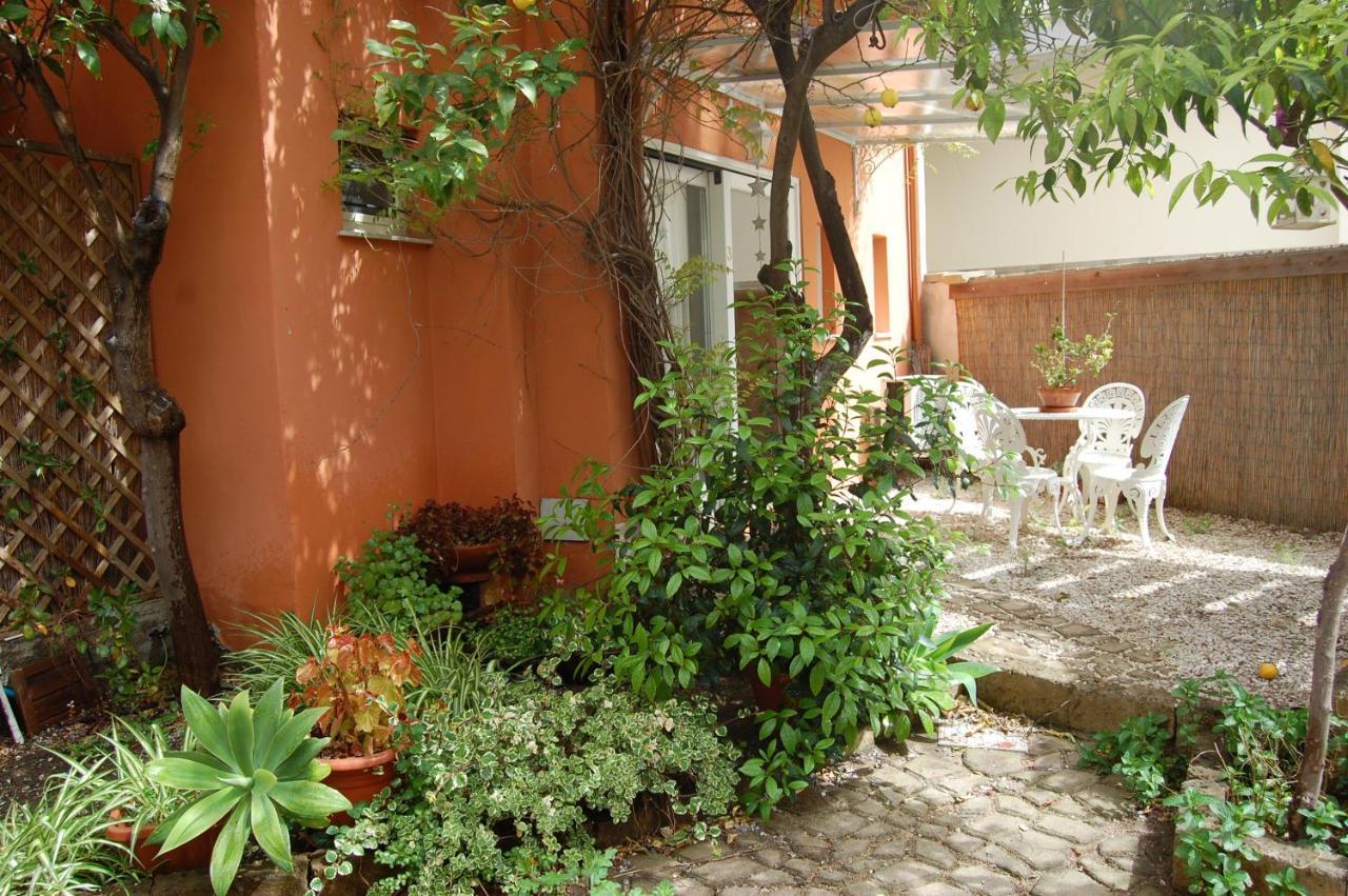 Casa Satta 1925 Hotel Olbia Luaran gambar
